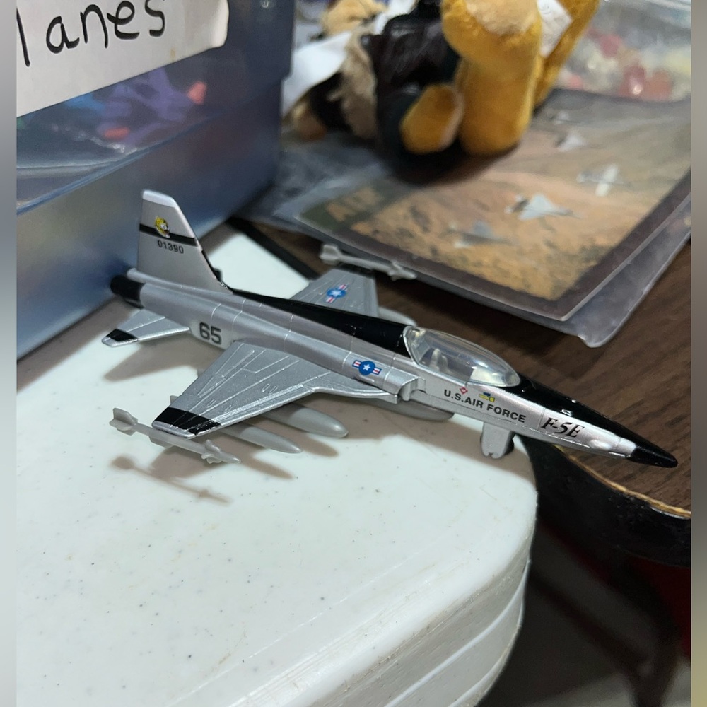 USAF TOY PLANE